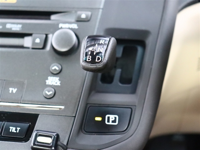 レクサス ＨＳ２５０ｈ バージョンＩ H22年 (関東) 99