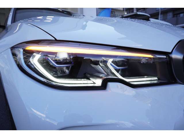 ＢＭＷ ３シリーズ Ｍ３４０Ｉ Ｘドライブ ４ＷＤ R2年 (近畿) 99