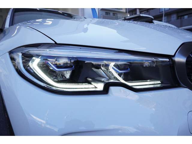 ＢＭＷ ３シリーズ Ｍ３４０Ｉ Ｘドライブ ４ＷＤ R2年 (近畿) 99