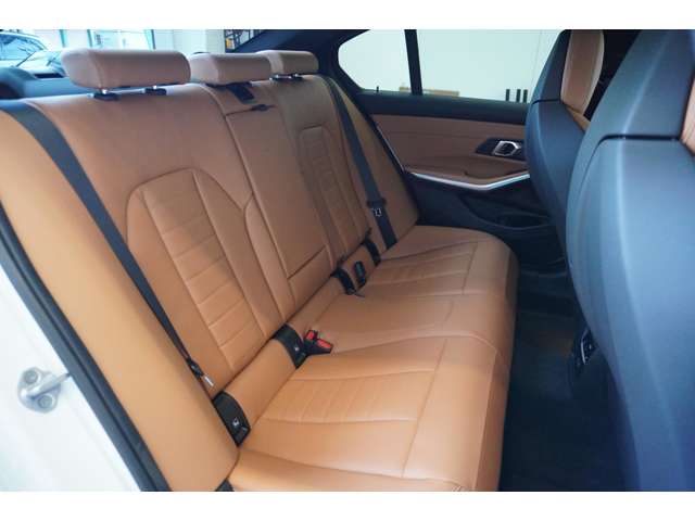 ＢＭＷ ３シリーズ ３２０Ｄ Ｘドライブ Ｍスポーツ ディーゼルターボ ４ＷＤ R6年 (近畿) 99