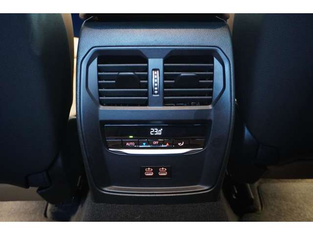 ＢＭＷ ３シリーズ ３２０Ｄ Ｘドライブ Ｍスポーツ ディーゼルターボ ４ＷＤ R6年 (近畿) 99