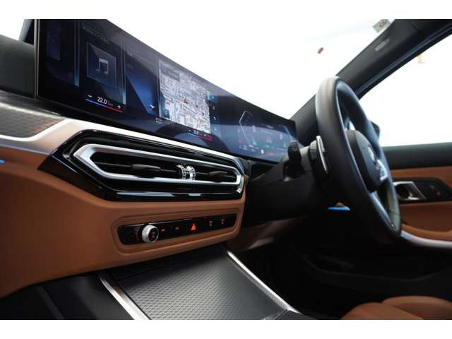 ＢＭＷ ３シリーズ ３２０Ｄ Ｘドライブ Ｍスポーツ ディーゼルターボ ４ＷＤ R6年 (近畿) 99