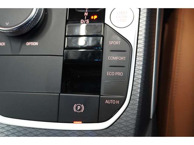 ＢＭＷ ３シリーズ ３２０Ｄ Ｘドライブ Ｍスポーツ ディーゼルターボ ４ＷＤ R6年 (近畿) 99