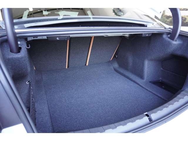 ＢＭＷ ３シリーズ ３２０Ｄ Ｘドライブ Ｍスポーツ ディーゼルターボ ４ＷＤ R6年 (近畿) 99