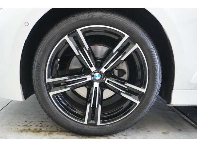 ＢＭＷ ３シリーズ ３２０Ｄ Ｘドライブ Ｍスポーツ ディーゼルターボ ４ＷＤ R6年 (近畿) 99