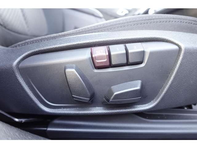 ＢＭＷ １シリーズ １１８Ｄ プレイ ディーゼルターボ R6年 (近畿) 99