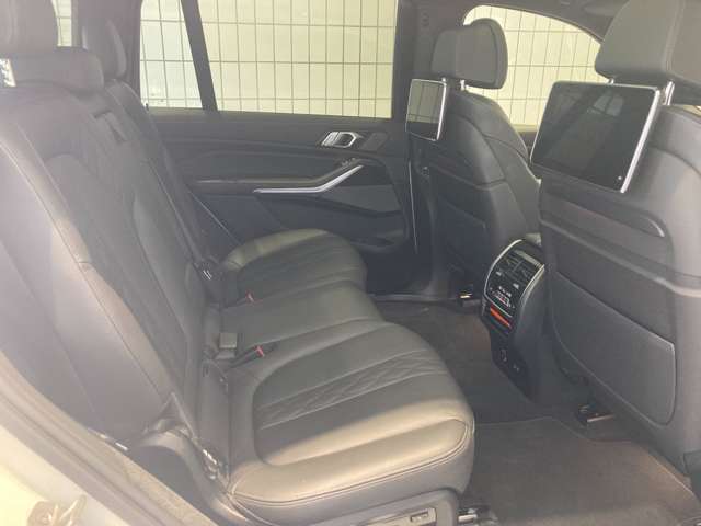 ＢＭＷ Ｘ７ Ｍ５０Ｉ ４ＷＤ R4年 (近畿) 99