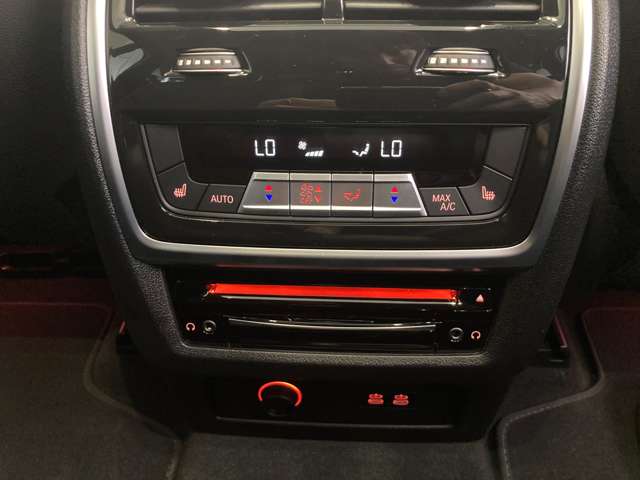 ＢＭＷ Ｘ７ Ｍ５０Ｉ ４ＷＤ R4年 (近畿) 99