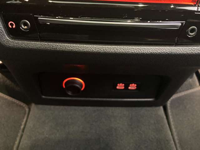 ＢＭＷ Ｘ７ Ｍ５０Ｉ ４ＷＤ R4年 (近畿) 99