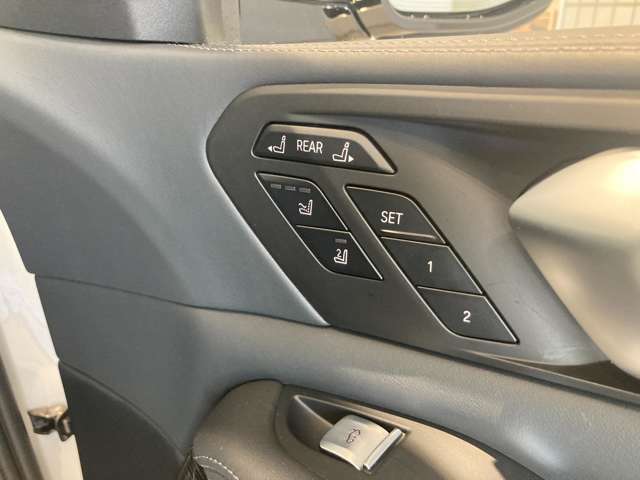 ＢＭＷ Ｘ７ Ｍ５０Ｉ ４ＷＤ R4年 (近畿) 99