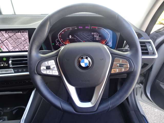 ＢＭＷ ３シリーズ ３１８Ｉ ４０ＴＨ アニバーサリー エディション R3年 (近畿) 99