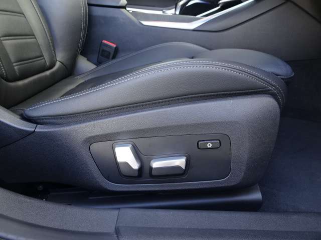 ＢＭＷ ３シリーズ ３１８Ｉ ４０ＴＨ アニバーサリー エディション R3年 (近畿) 99