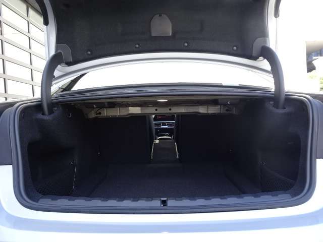 ＢＭＷ ３シリーズ ３１８Ｉ ４０ＴＨ アニバーサリー エディション R3年 (近畿) 99