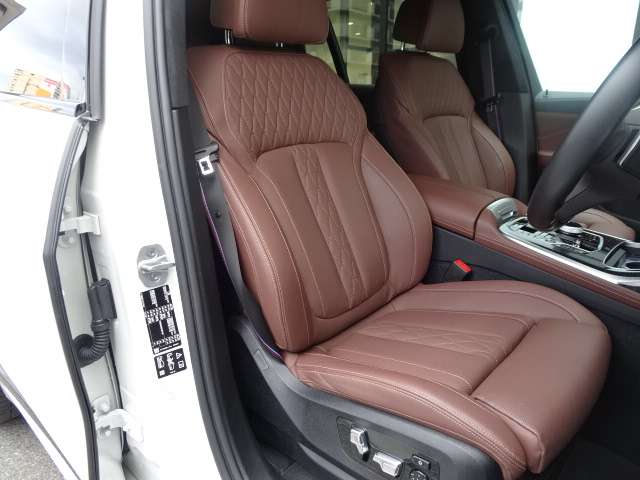 ＢＭＷ Ｘ７ Ｘドライブ４０Ｄ Ｍスポーツ ディーゼルターボ ４ＷＤ R5年 (近畿) 99