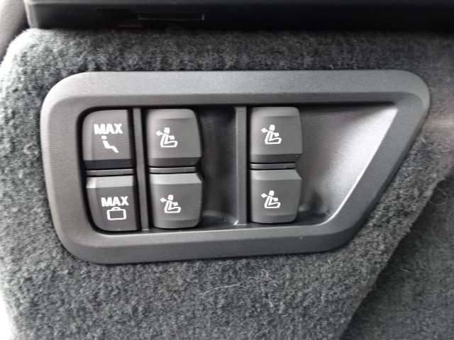 ＢＭＷ Ｘ７ Ｘドライブ４０Ｄ Ｍスポーツ ディーゼルターボ ４ＷＤ R5年 (近畿) 99