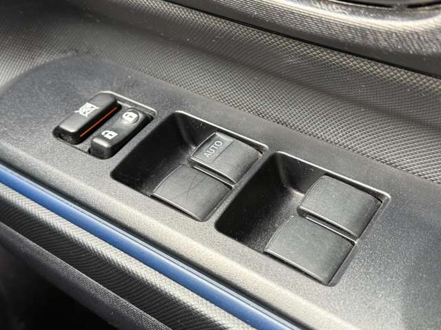 トヨタ アクア １．５ Ｓ H28年 (近畿) 99