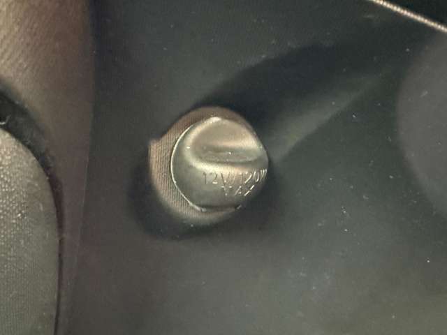 トヨタ アクア １．５ Ｓ H28年 (近畿) 99