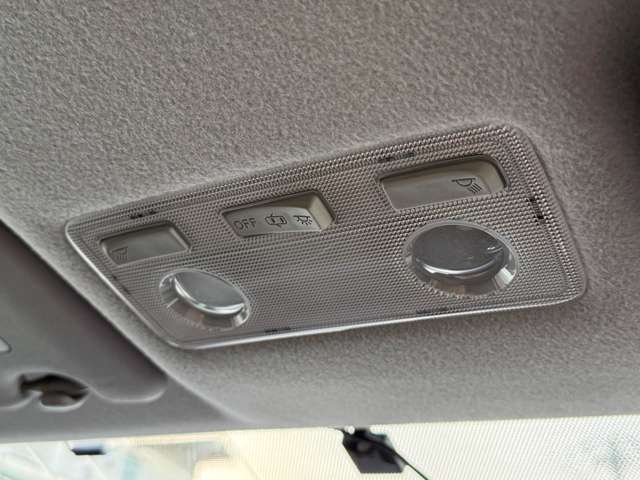 トヨタ アクア １．５ Ｓ H28年 (近畿) 99