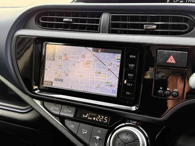 トヨタ アクア １．５ Ｓ H28年 (近畿) 99