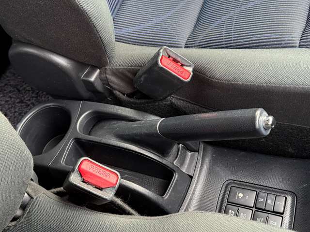 トヨタ アクア １．５ Ｓ H28年 (近畿) 99