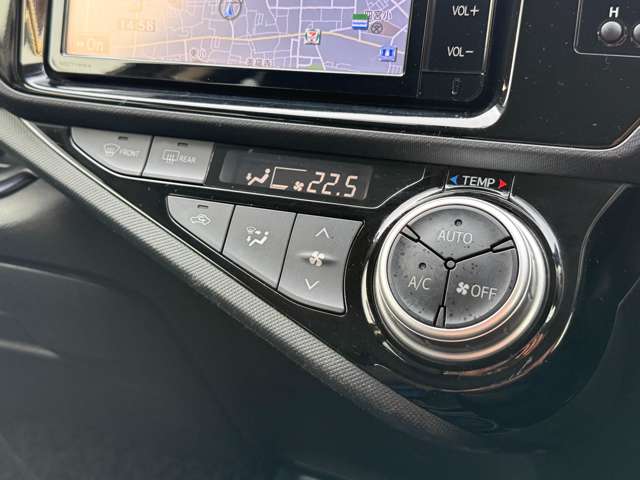 トヨタ アクア １．５ Ｓ H28年 (近畿) 99