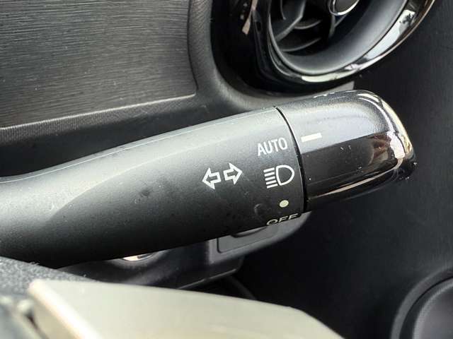 トヨタ アクア １．５ Ｓ H28年 (近畿) 99