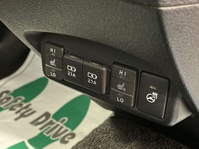 トヨタ シエンタ １．５ Ｇ クエロ ４ＷＤ R2年 (北海道) 99