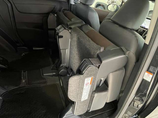 トヨタ シエンタ １．５ Ｇ クエロ ４ＷＤ R2年 (北海道) 99