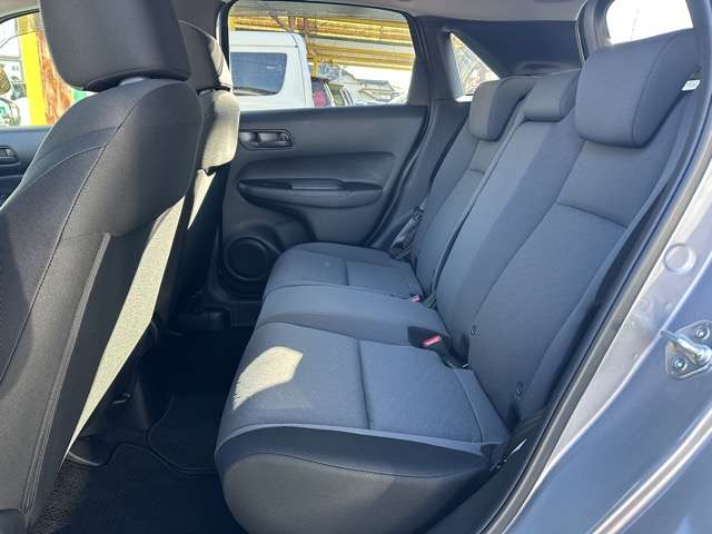 ホンダ フィット １．５ ベーシック R5年 (東海) 99