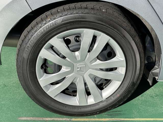 ホンダ フィット １．５ ベーシック R5年 (東海) 99