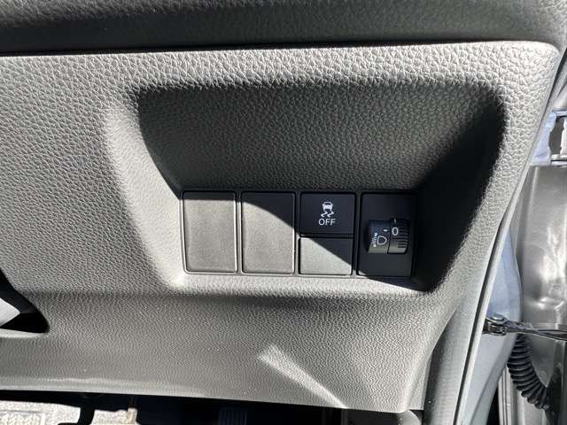 ホンダ フィット １．５ ベーシック R5年 (東海) 99