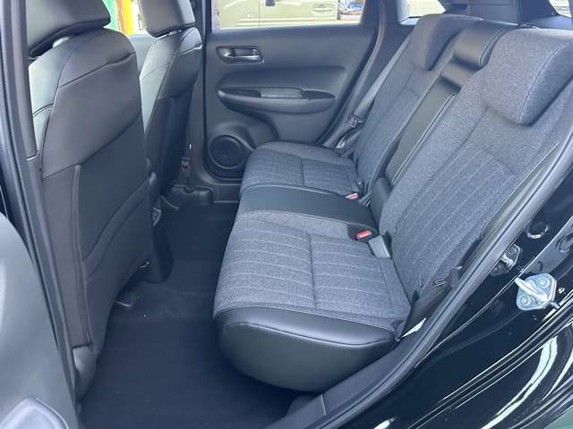 ホンダ フィット　ハイブリッド １．５ Ｅ：ＨＥＶ ホーム ブラックスタイル R6年 (東海) 99