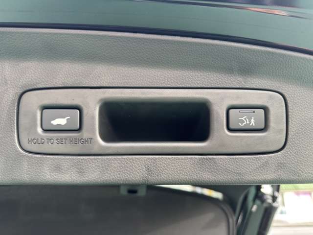 ホンダ ヴェゼル １．５ Ｅ：ＨＥＶ Ｚ R6年 (東海) 99