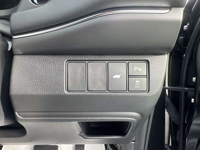 ホンダ ヴェゼル １．５ Ｅ：ＨＥＶ Ｚ R6年 (東海) 99