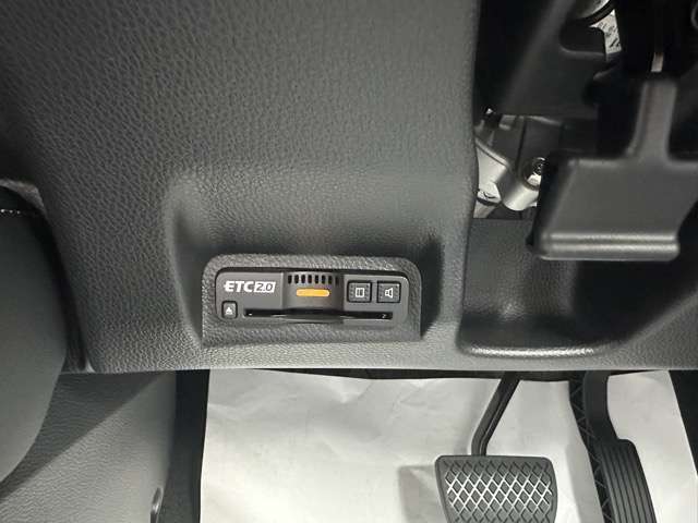 ホンダ ヴェゼル １．５ Ｅ：ＨＥＶ Ｚ R6年 (東海) 99