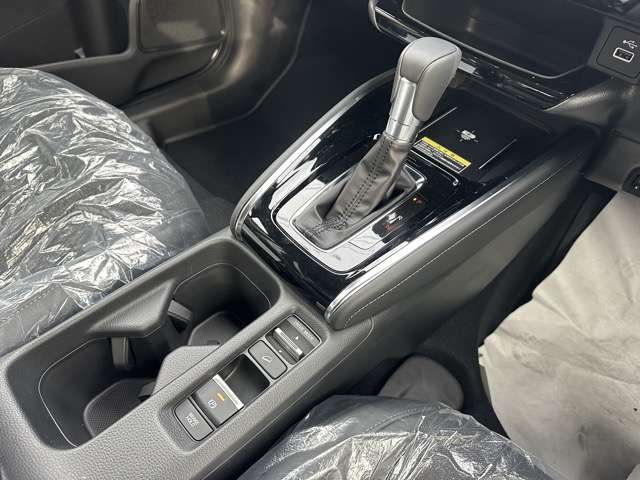 ホンダ ヴェゼル １．５ Ｅ：ＨＥＶ Ｚ R6年 (東海) 99