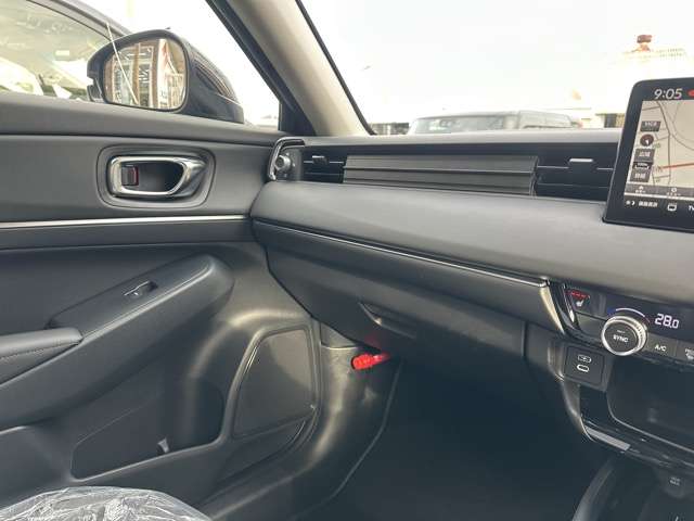 ホンダ ヴェゼル １．５ Ｅ：ＨＥＶ Ｚ R6年 (東海) 99