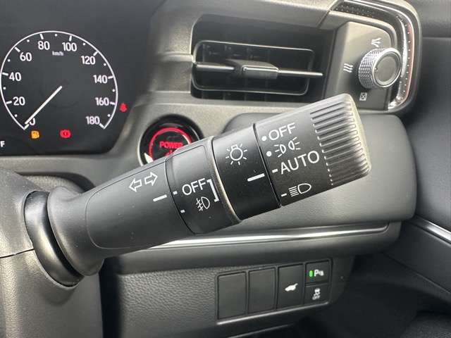 ホンダ ヴェゼル １．５ Ｅ：ＨＥＶ Ｚ R6年 (東海) 99