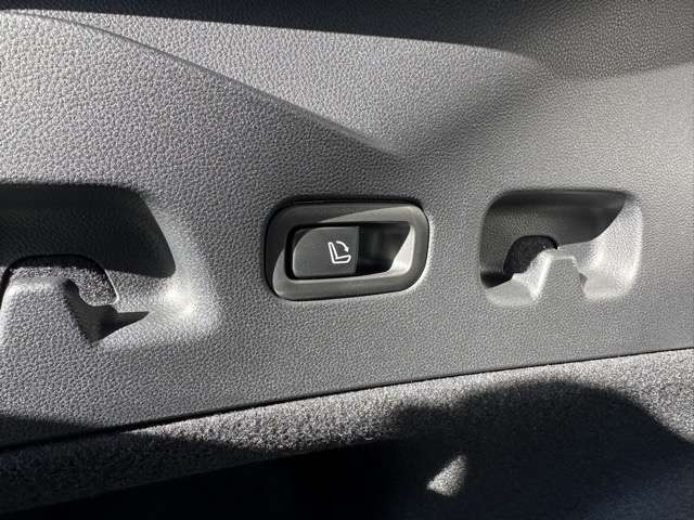 スバル レヴォーグ １．８ ＳＴＩ スポーツ ４ＷＤ R5年 (東海) 99