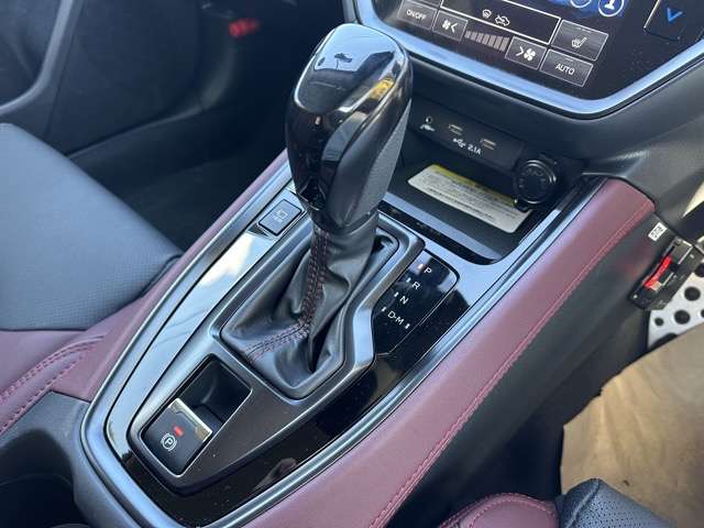 スバル レヴォーグ １．８ ＳＴＩ スポーツ ４ＷＤ R5年 (東海) 99