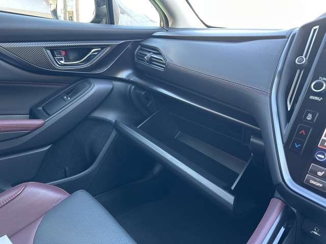 スバル レヴォーグ １．８ ＳＴＩ スポーツ ４ＷＤ R5年 (東海) 99