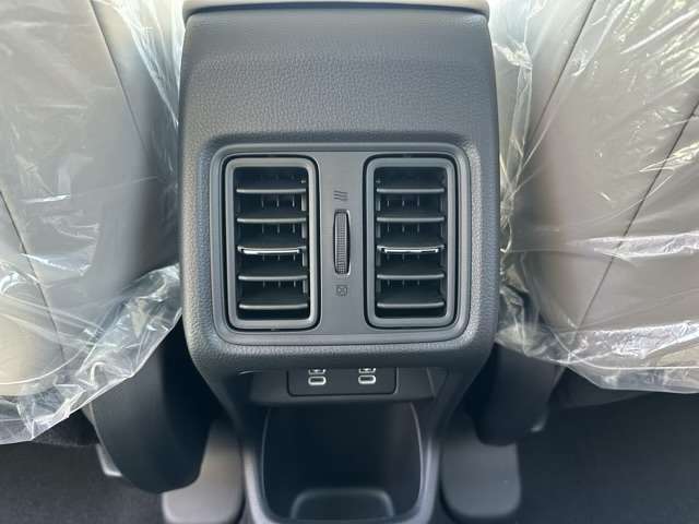 ホンダ ヴェゼル １．５ Ｅ：ＨＥＶ Ｚ プレイパッケージ R6年 (東海) 99