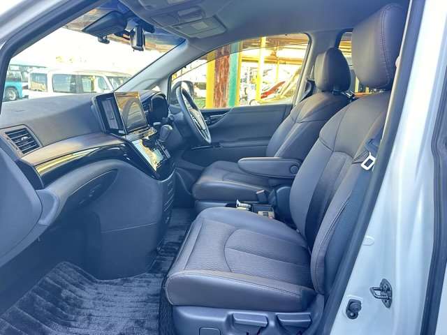 日産 エルグランド ３．５ ３５０ハイウェイスター R6年 (東海) 99