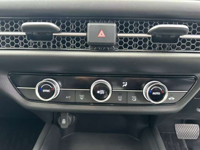 ホンダ ＺＲ－Ｖ ２．０ Ｅ：ＨＥＶ Ｘ R4年 (東海) 99