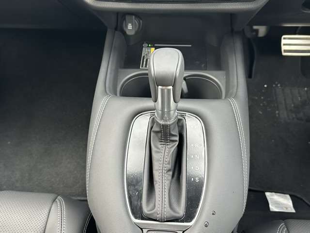 ホンダ ＺＲ−Ｖ １．５ Ｚ R5年 (東海) 99