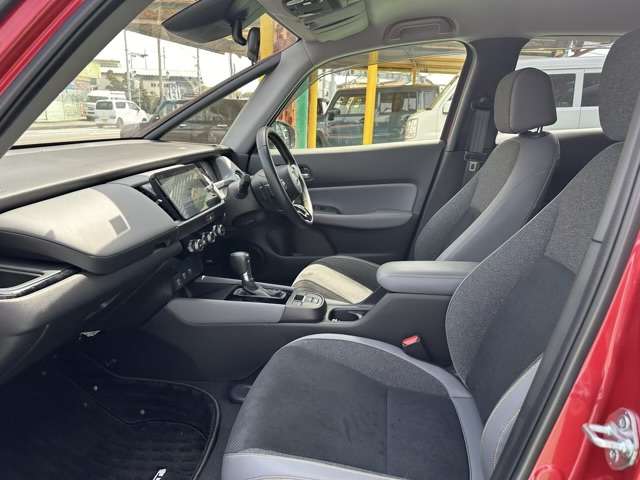 ホンダ フィット　ハイブリッド １．５ Ｅ：ＨＥＶ ＲＳ R4年 (東海) 99