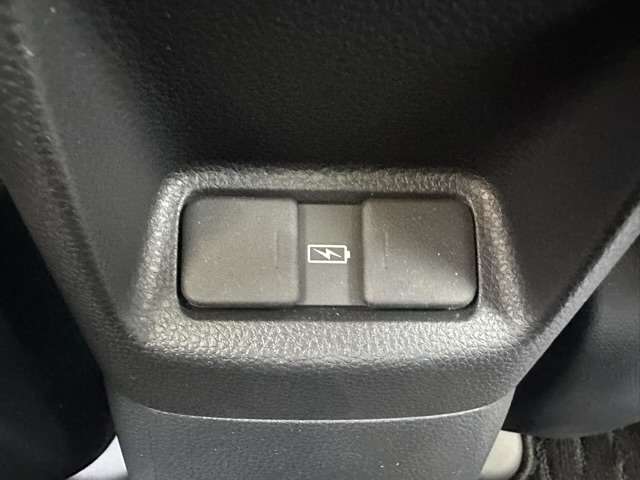 ホンダ フィット　ハイブリッド １．５ Ｅ：ＨＥＶ ＲＳ R4年 (東海) 99