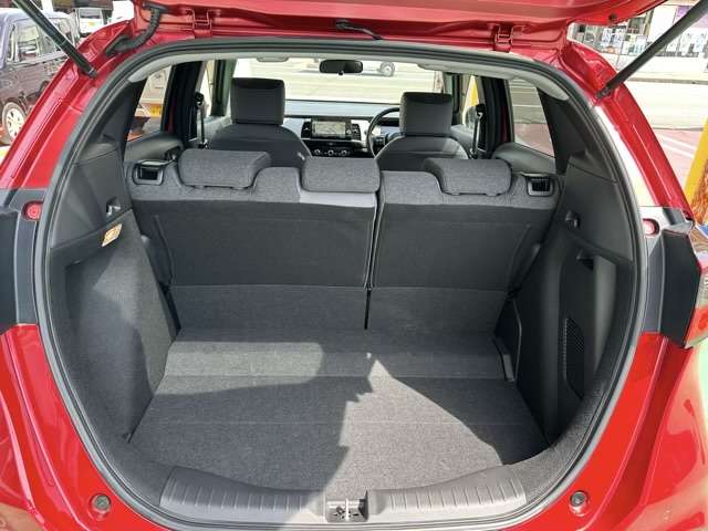 ホンダ フィット　ハイブリッド １．５ Ｅ：ＨＥＶ ＲＳ R4年 (東海) 99