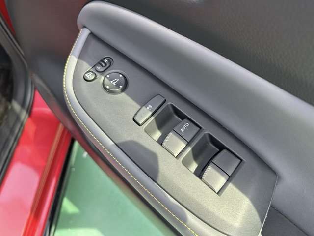 ホンダ フィット　ハイブリッド １．５ Ｅ：ＨＥＶ ＲＳ R4年 (東海) 99