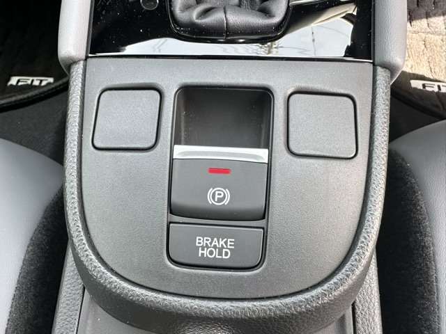 ホンダ フィット　ハイブリッド １．５ Ｅ：ＨＥＶ ＲＳ R4年 (東海) 99